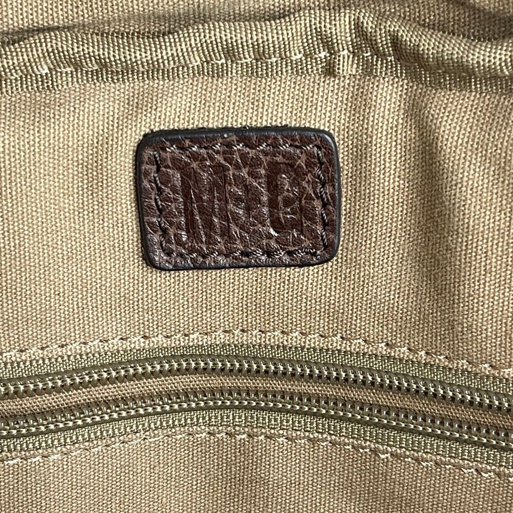 Mark & Graham 13”x17”x2” Harvey Leather Briefcase - Picture 14 of 15